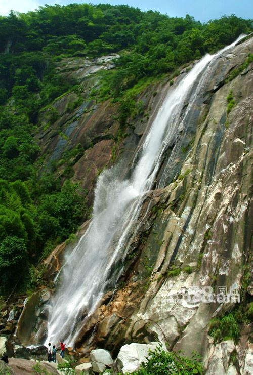 2015年8月1日-福寿山一天清凉溯溪啤酒狂欢震撼价180元