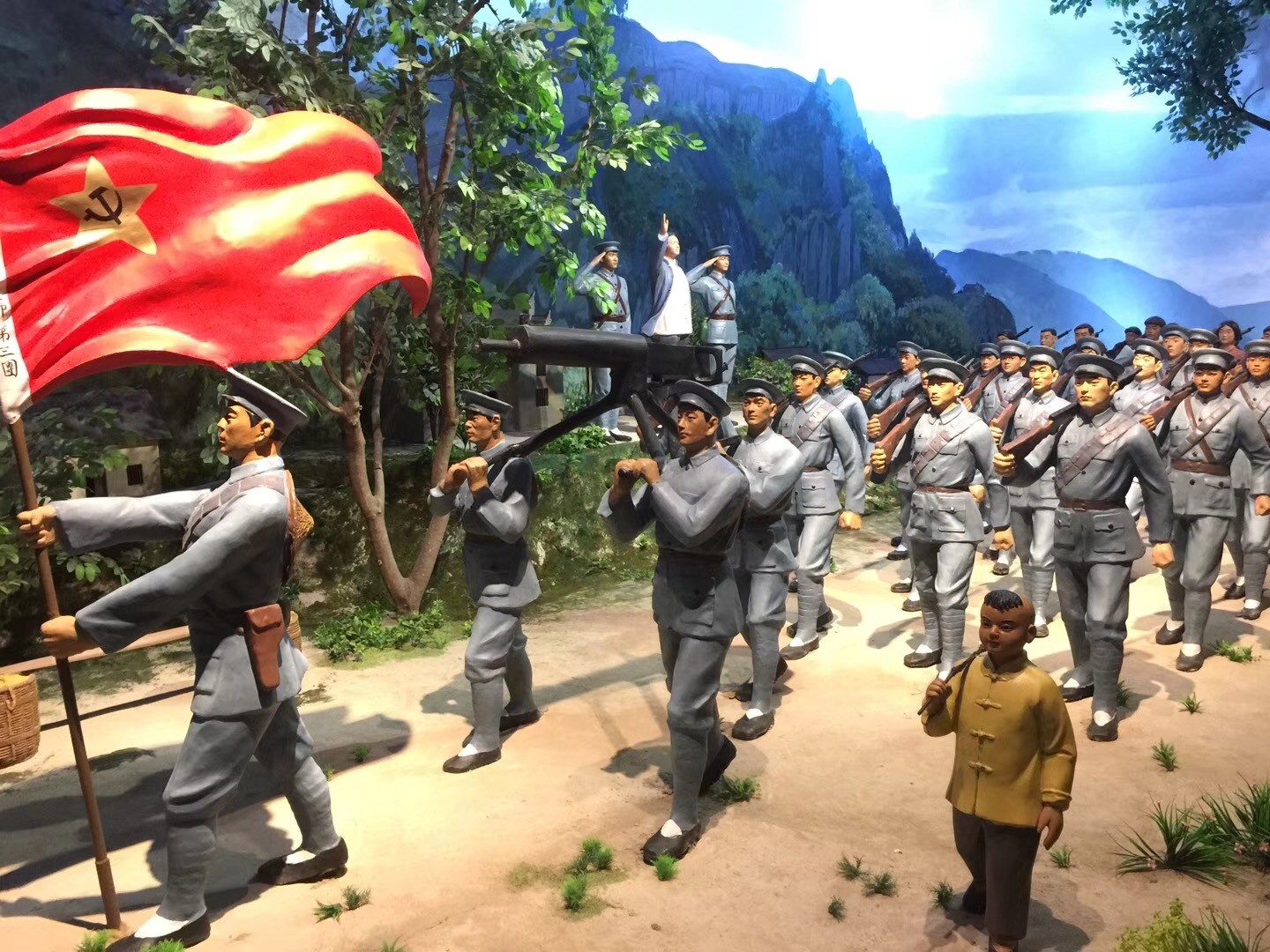 点击放大